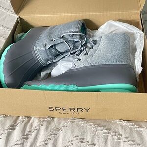 Sperry Mint Green winter boots